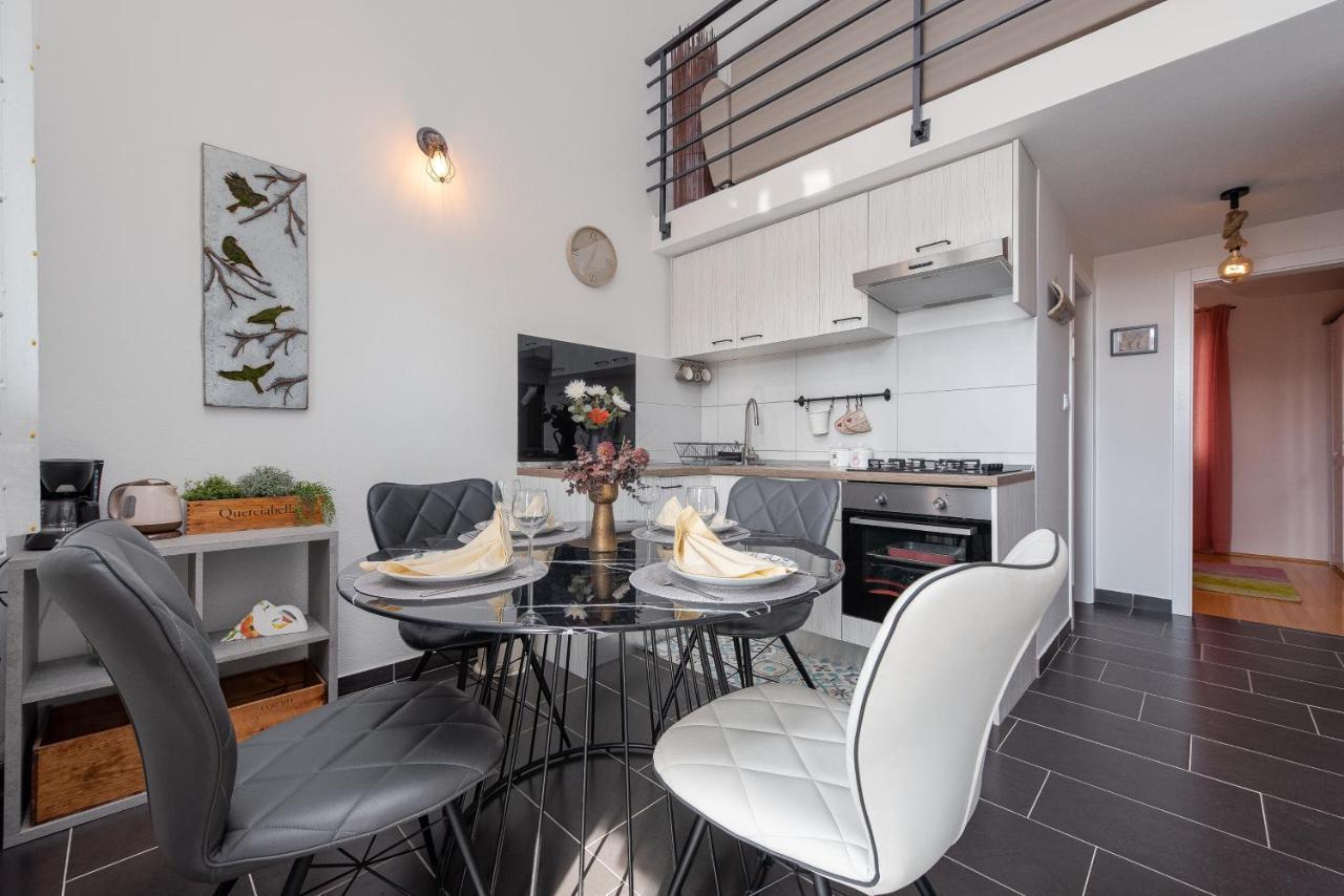 Apartment Indigo